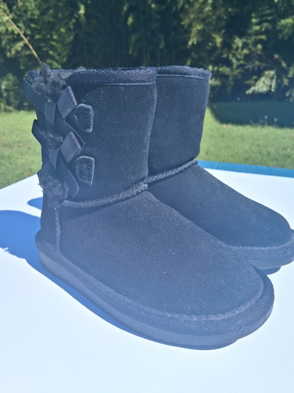 Koolaburra Ugg Black Suede Girls’ Bow Accent Winter Boots Sz 9
